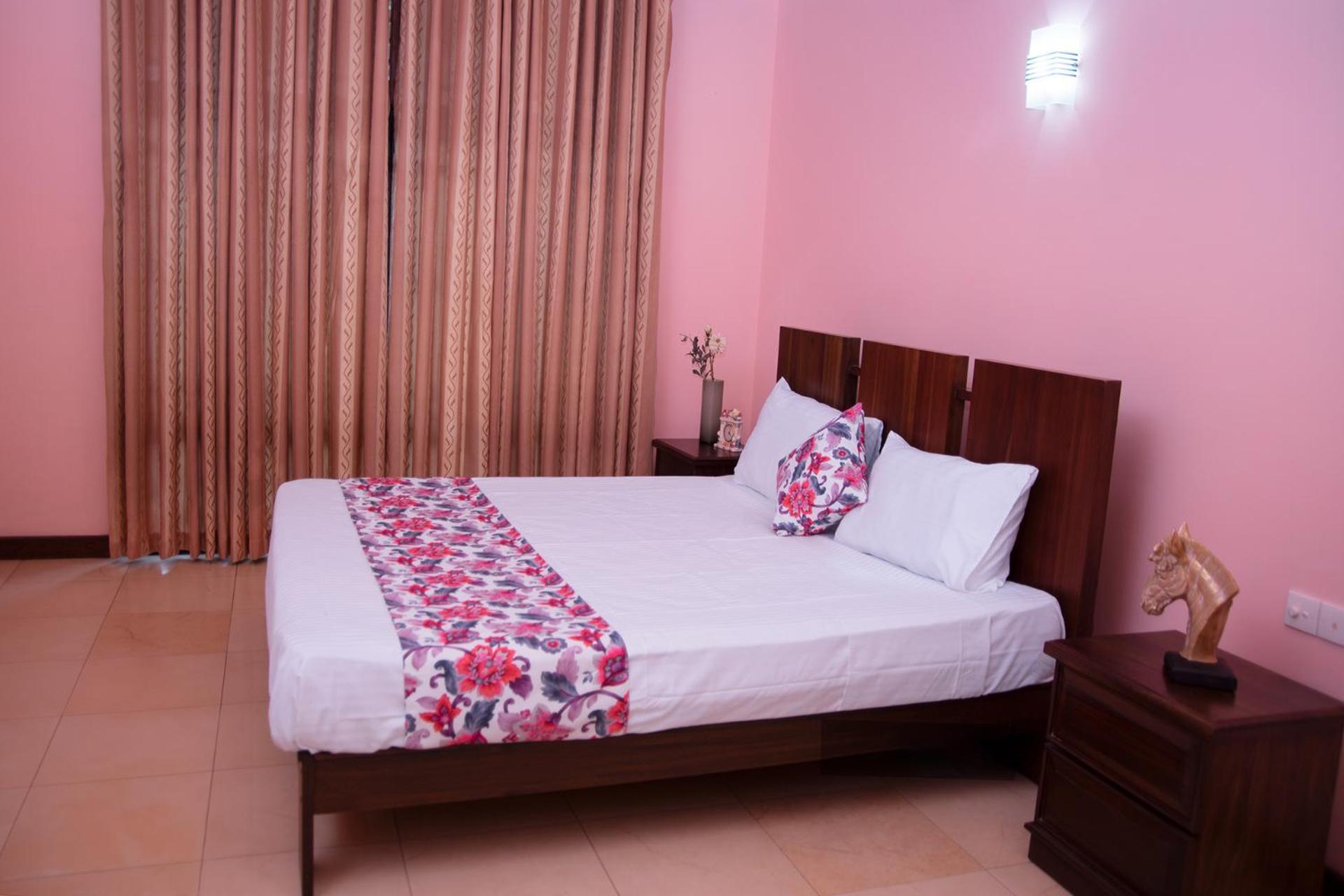 Bigcity Villa - Airport Transit Hotel Katunayaka Buitenkant foto