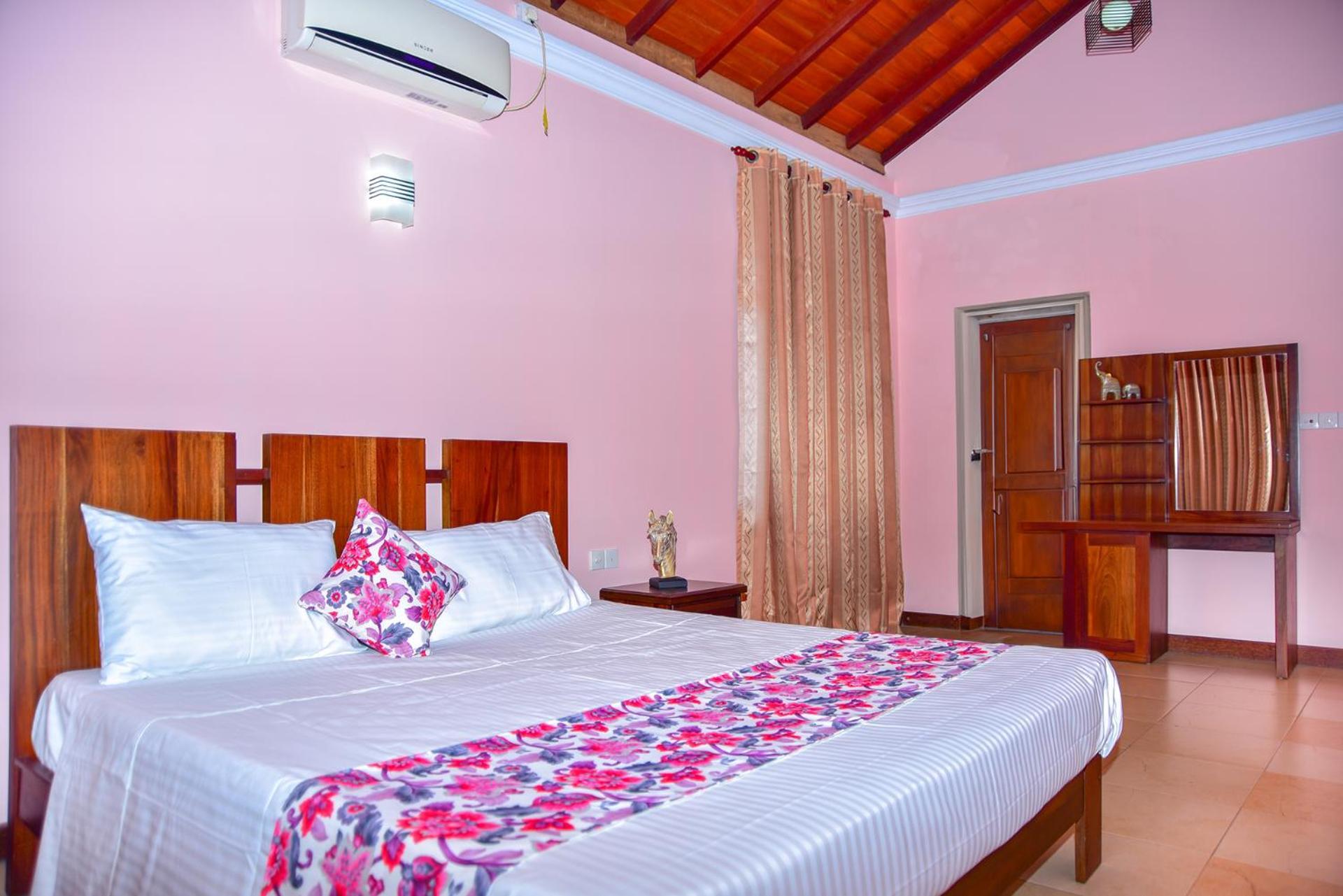 Bigcity Villa - Airport Transit Hotel Katunayaka Buitenkant foto