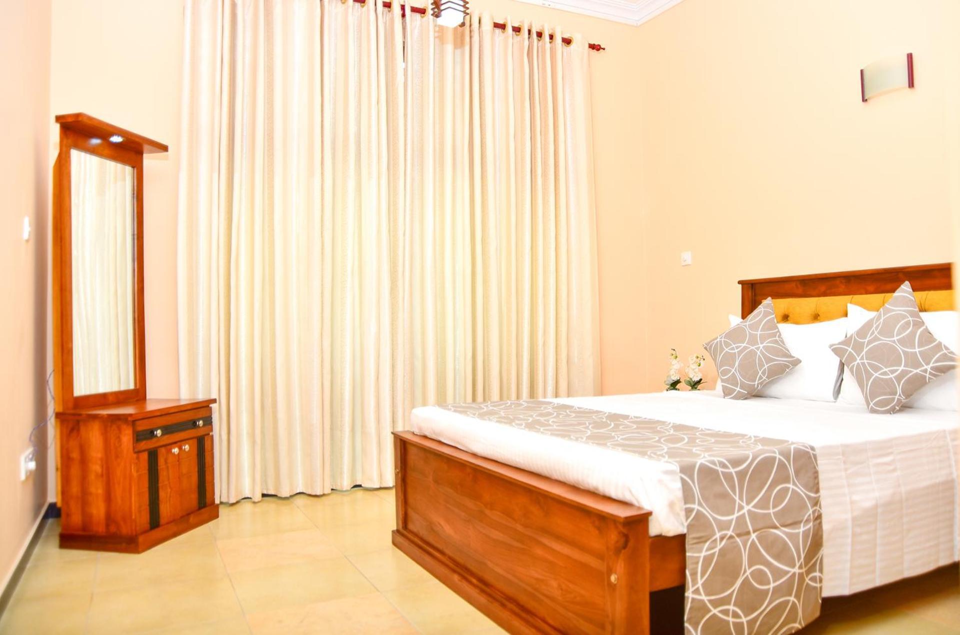 Bigcity Villa - Airport Transit Hotel Katunayaka Buitenkant foto