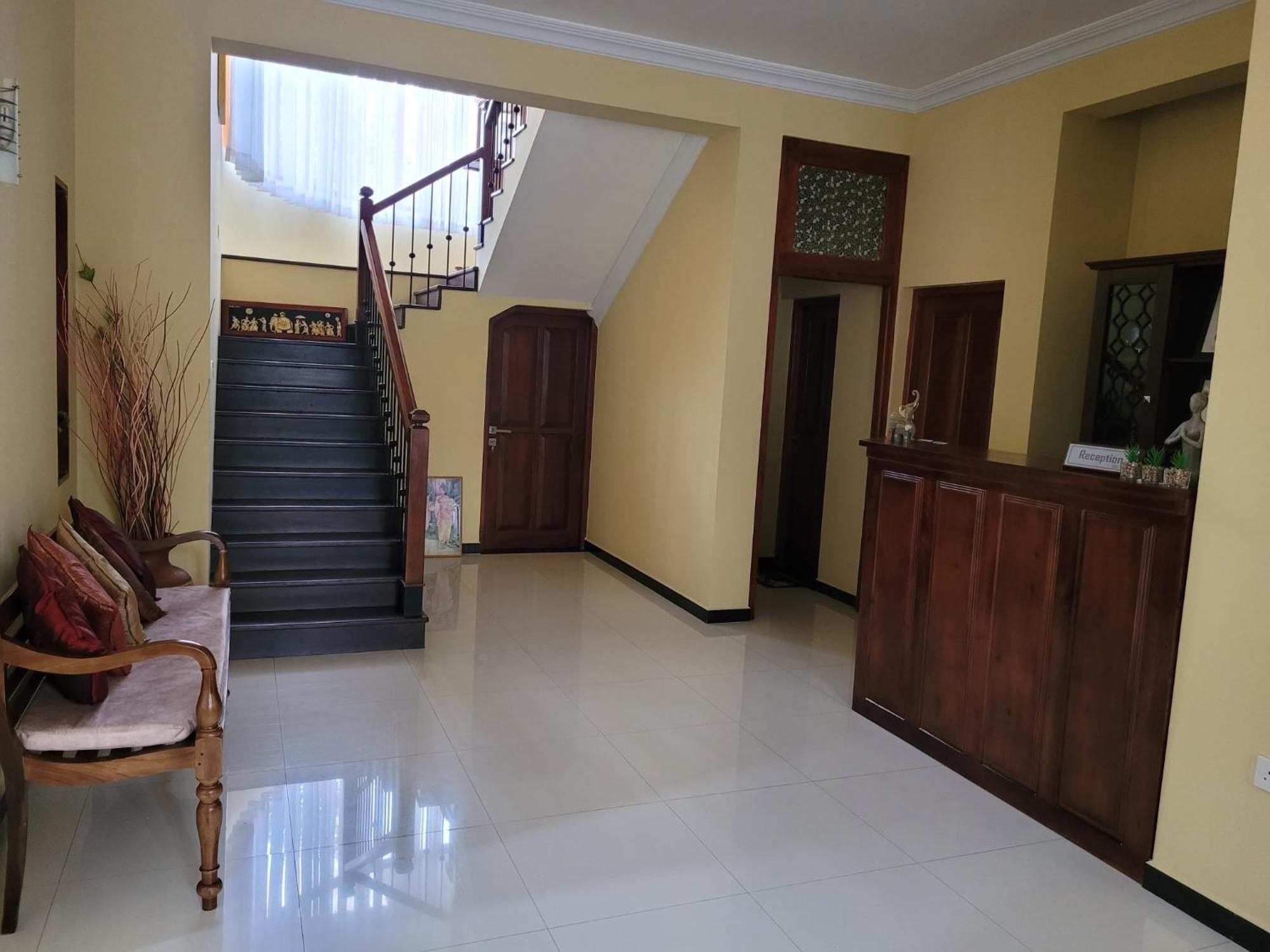 Bigcity Villa - Airport Transit Hotel Katunayaka Buitenkant foto